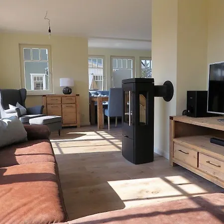 Ankerplatz * 青斯特